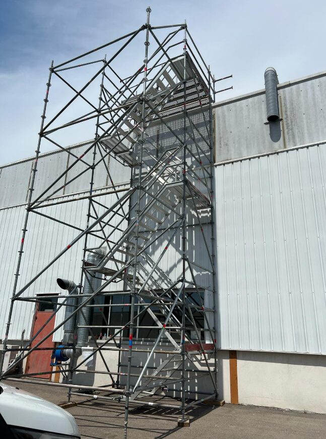 Tour escalier auto stable / Ambérieu en bugey (01)