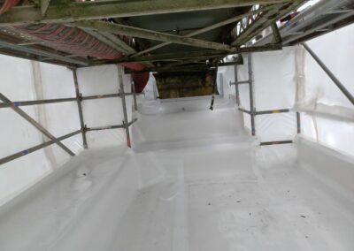 Echafaudage suspendu et confinement pour déplombage sur passerelle moulins des pierres / CHANTELLE (03)