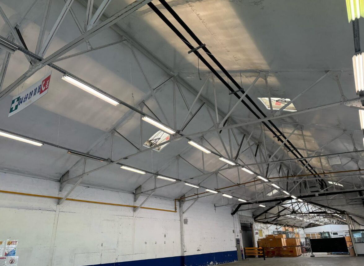 Confinement sous plafond / VENISSIEUX (69)