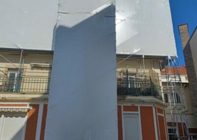 Echafaudage d’accès et bâche thermo rétractable pour dépollution suite à sinistre / Dijon (21)